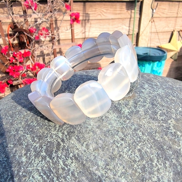 20x15mm White Agate Natural Gemstone Stone Beaded Bead Stretch Bracelet Unisex - Picture 1 of 7